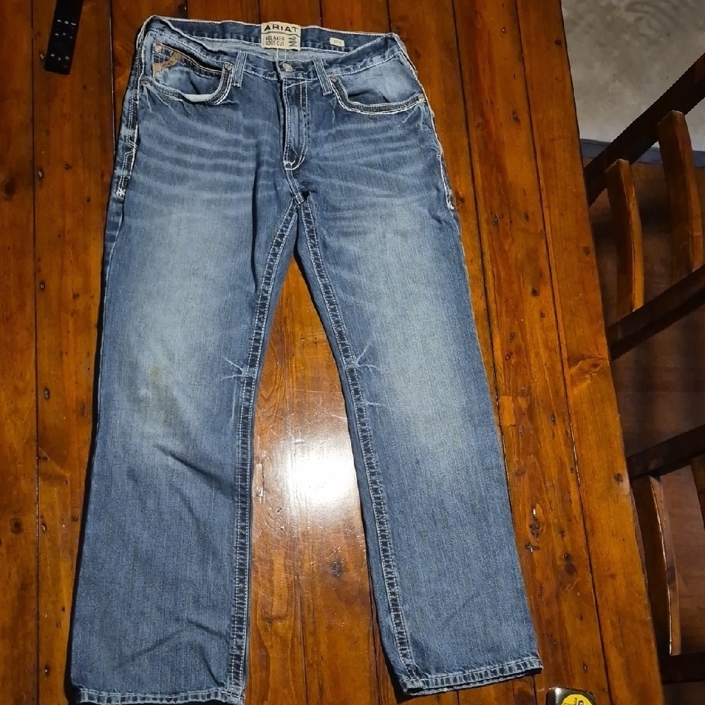 Ariat Blue Relaxed Boot Cut Jeans  33/32